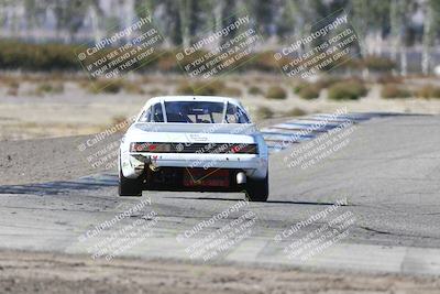 media/Oct-26-2025-CalClub SCCA (Sun) [[8ce1e69566]]/Group 2/Grapevine/